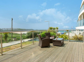 Fistral View - 3 Cribbar